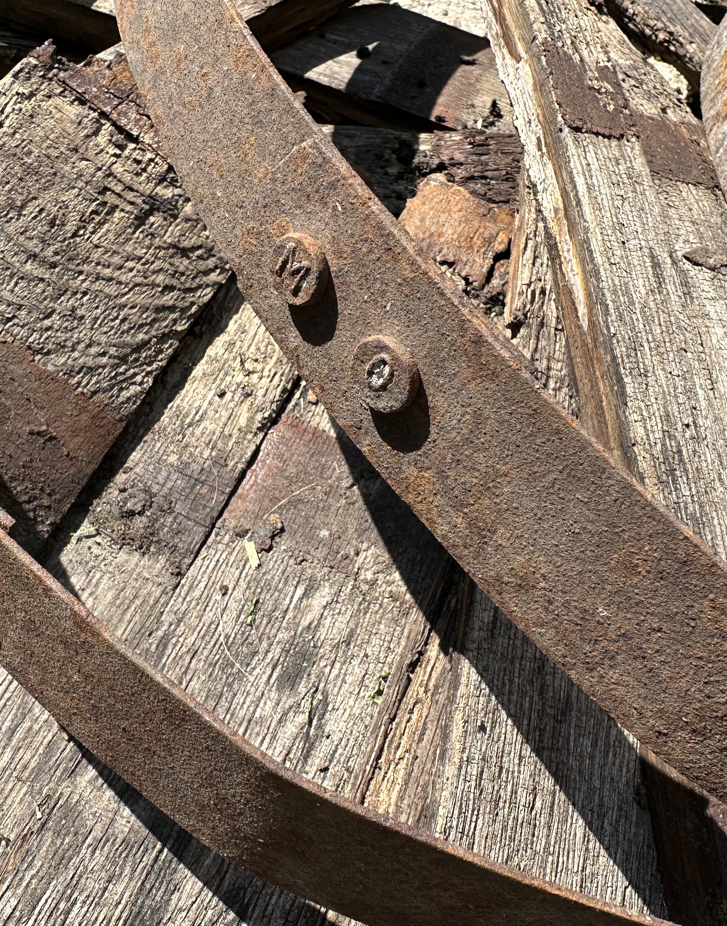 macro photo of old barrels